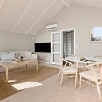 5 Bedroom Stunning In 齐斯维勒莱厄