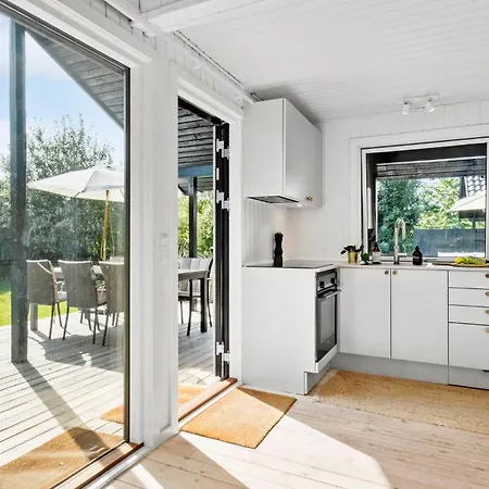 5 Bedroom Stunning In 齐斯维勒莱厄