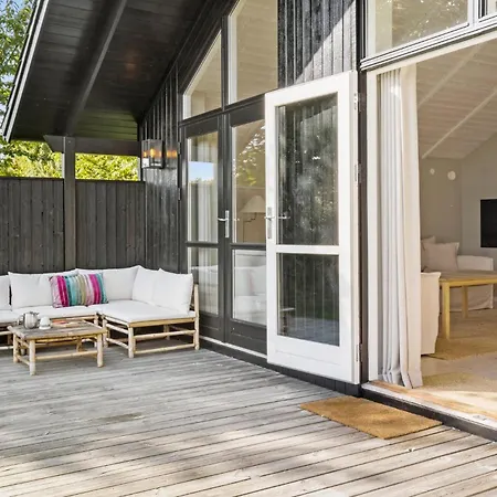 度假居 5 Bedroom Stunning In